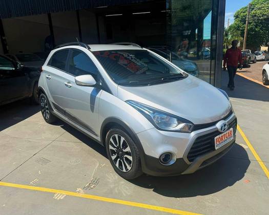 HYUNDAI HB20X 1.6 16V STYLE FLEX 4P AUTOMÁTICO
